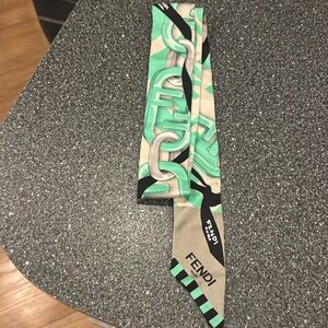 Authentic Fendi Twilly 💚